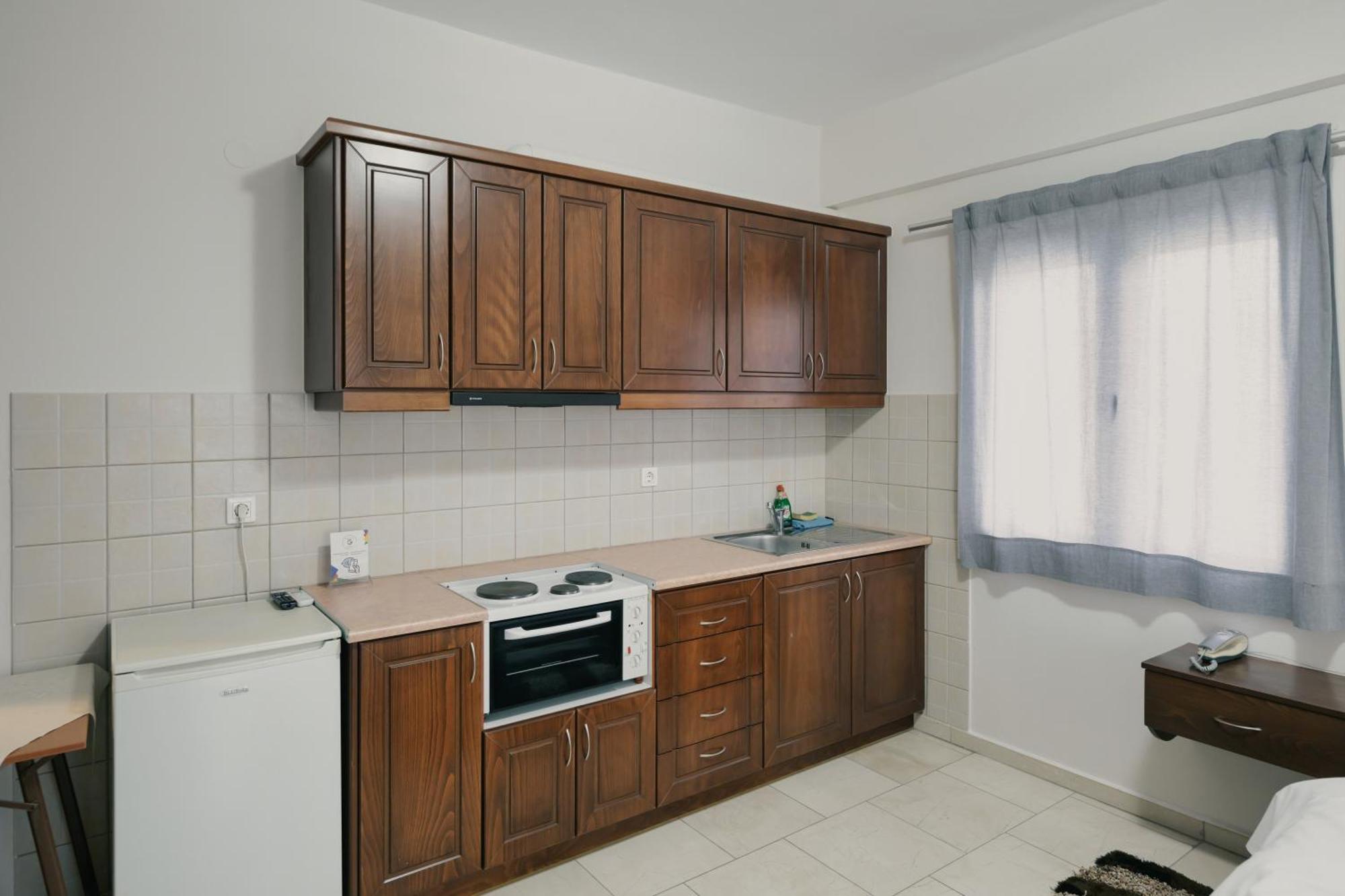 O Fotis Studios & Apartments Ioannina Exterior foto