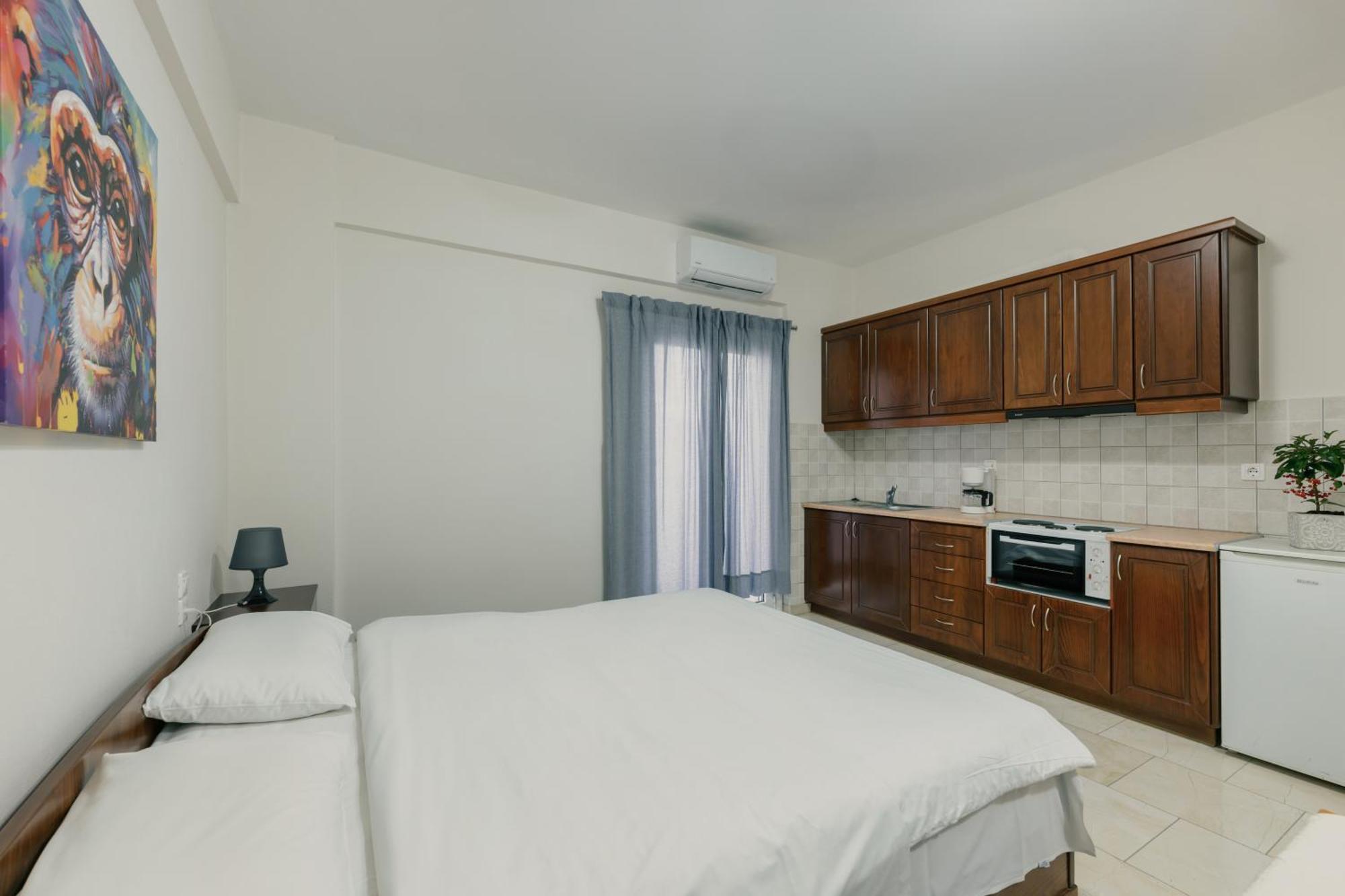 O Fotis Studios & Apartments Ioannina Exterior foto